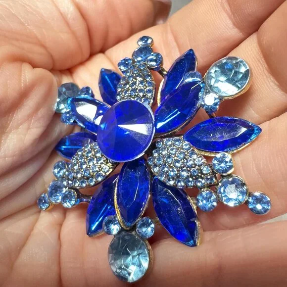 Floral Snowflake Rhinestone Statement Brooch Vintage Blue Pin 2” - Picture 4 of 8